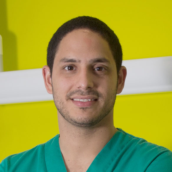 Samuel Bianchi Pérez-López, director de Clínica Dental Colón